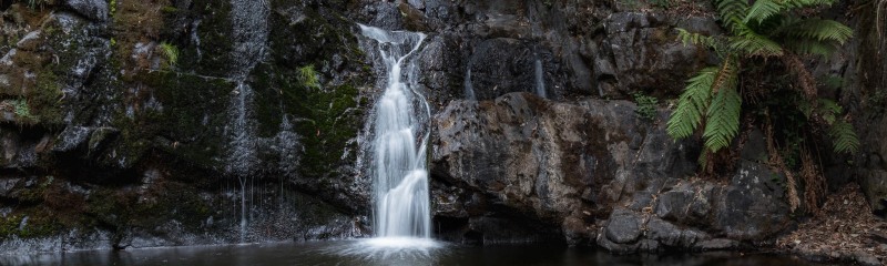 Tasmanian Water Cliff